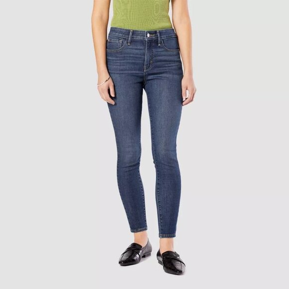 Levi's Denim - DENIZEN Levi's ® Women's High-Rise Super Skinny Jea…